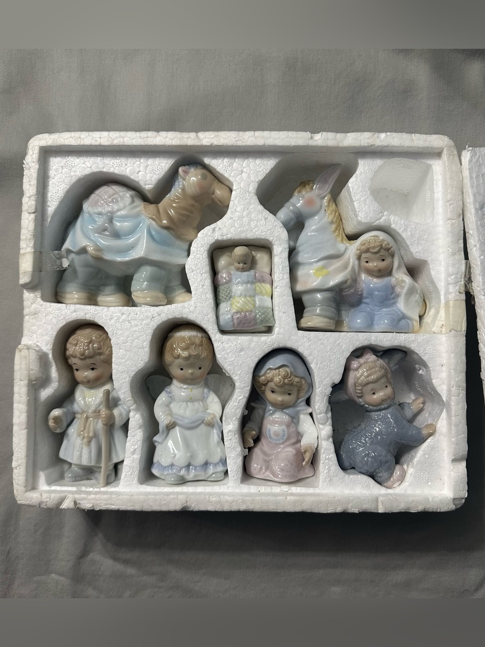 Vtg 1996 House of Lloyd Christmas Around The World Cosmos Nativity Set 7 Pc